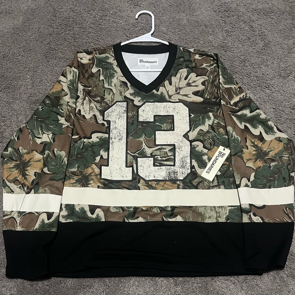 Camouflage Leaf Print Jersey with Number 13